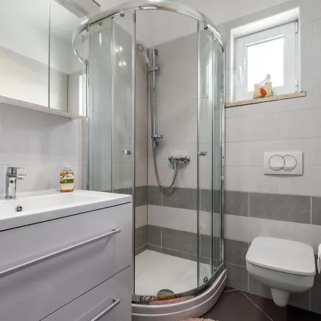 Villa Kuca Za Odmor Josephine - Linardici, Krk *