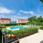 Villa Kuca Za Odmor Josephine - Linardici, Krk *